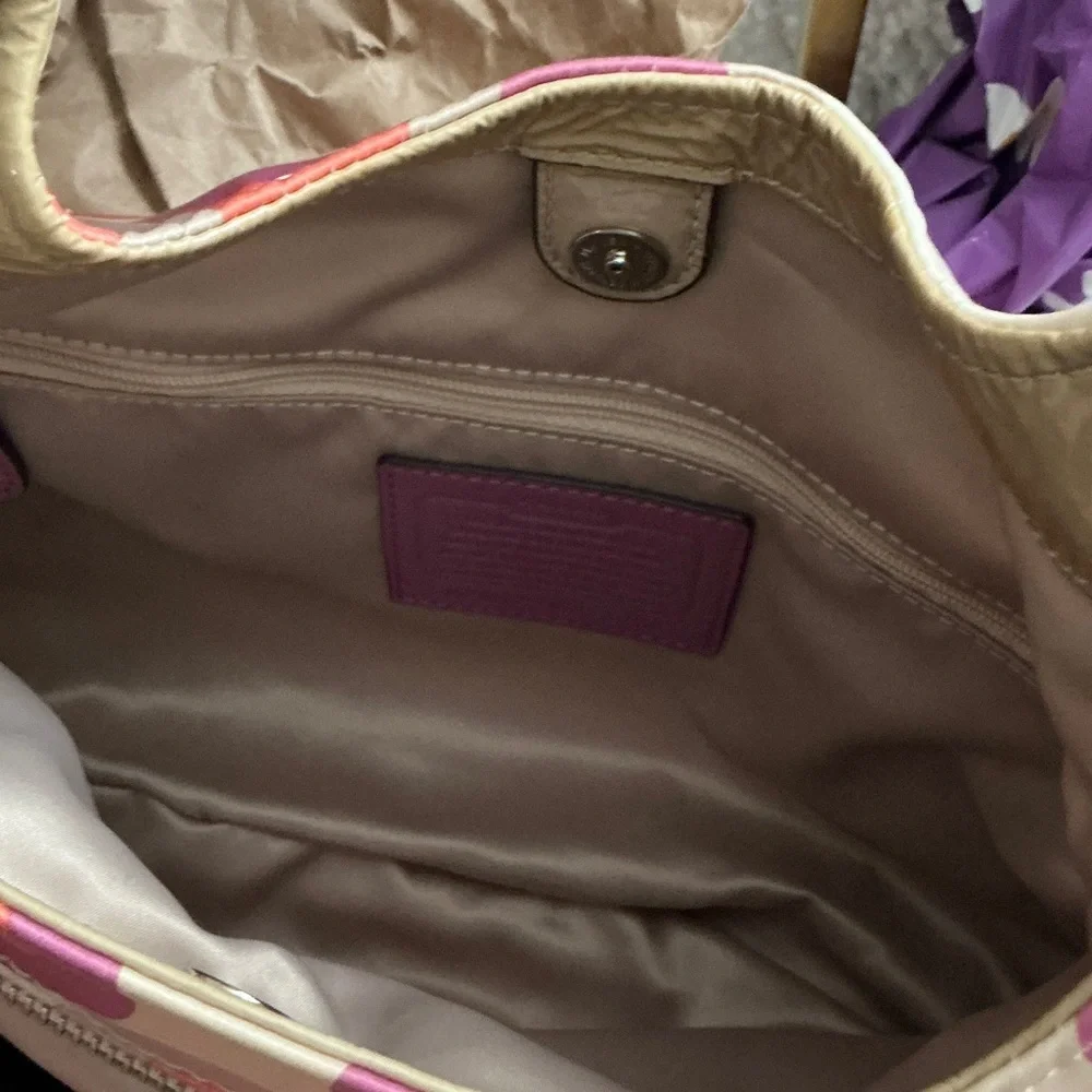 Coach Madison Maggie Op Art Signature shoulder bag